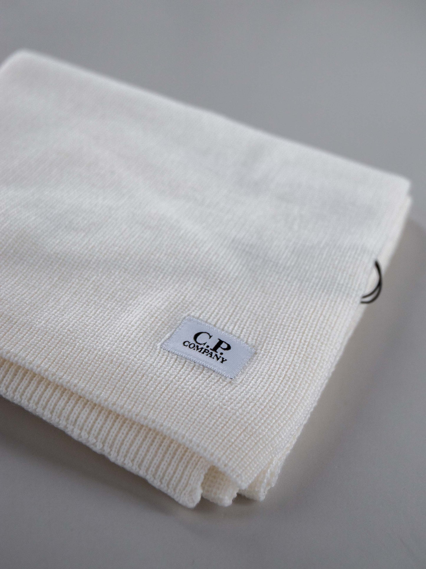 C.P. Company Sjaal Wit Extrafine Merino Wool