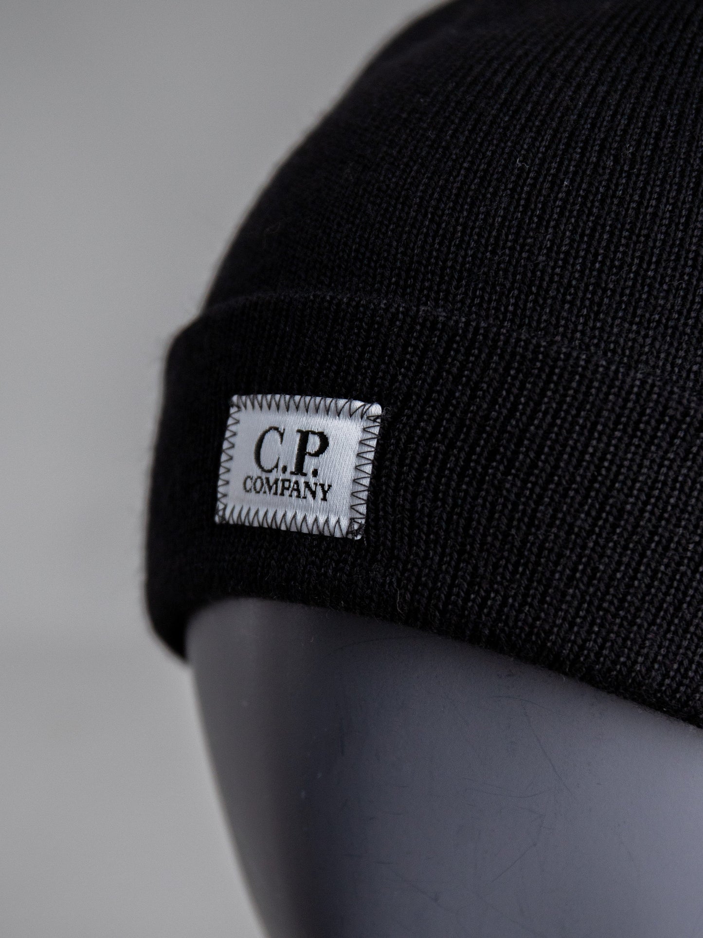 CP Company Muts Zwart